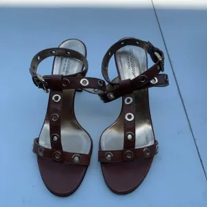 Dolce &amp; Gabbana Brown T-Strap Sandals with Metallic Accents