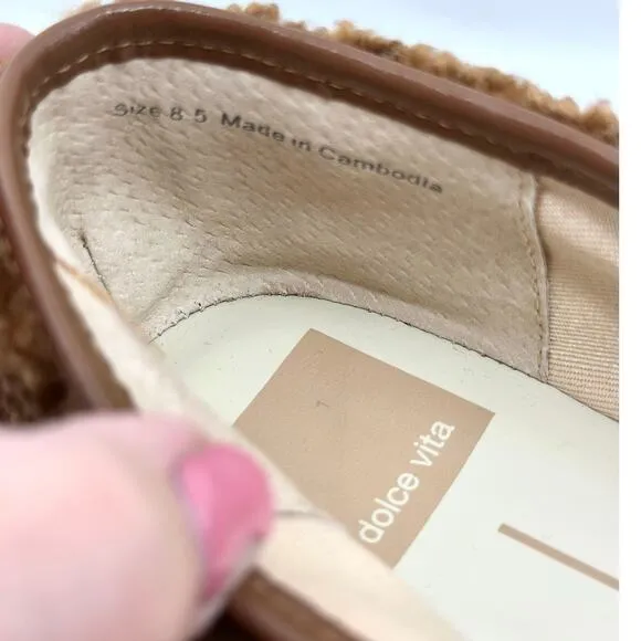 Dolce Vita Rodni Plush Shearling Ballet Flats in Pecan Nude size 8.5 NEW