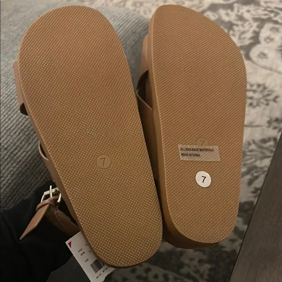 Dolce Vita Tan Cross-Strap Sandals NWT