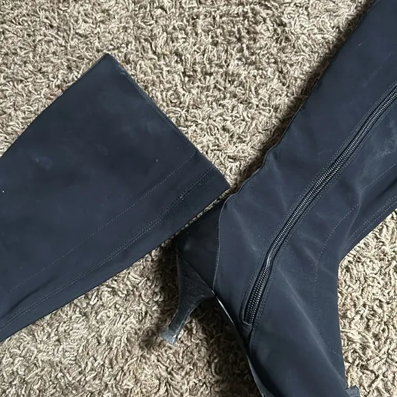 Donald J Pliner Knee High Boots Black 8 LEDA