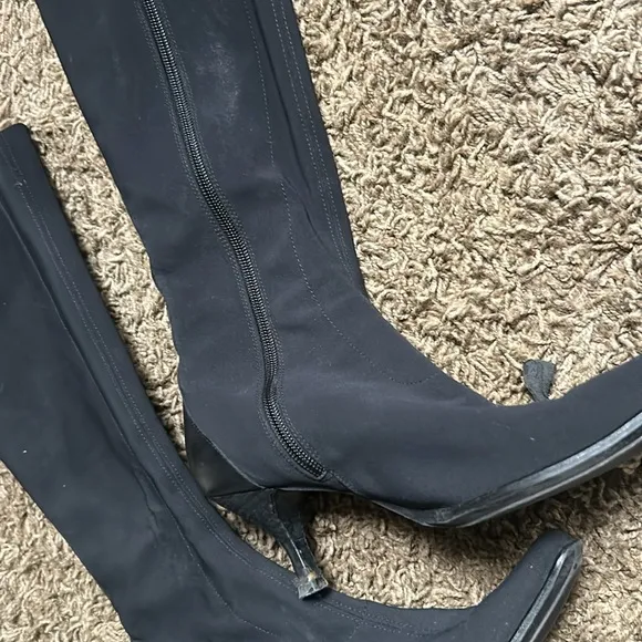 Donald J Pliner Knee High Boots Black 8 LEDA