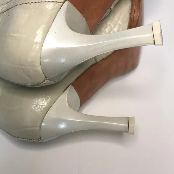 DOS DE R Off White Boots Size 8.5/25 Cowhide Womens‎ High Heel Made in Mexico
