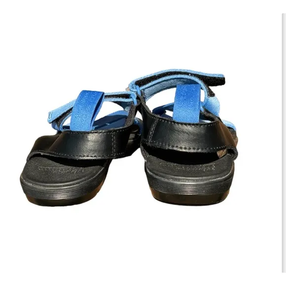 Dr. Martens Balfour Women's Z-Strap Black/Blue Air Wair cushioned sole Sandals