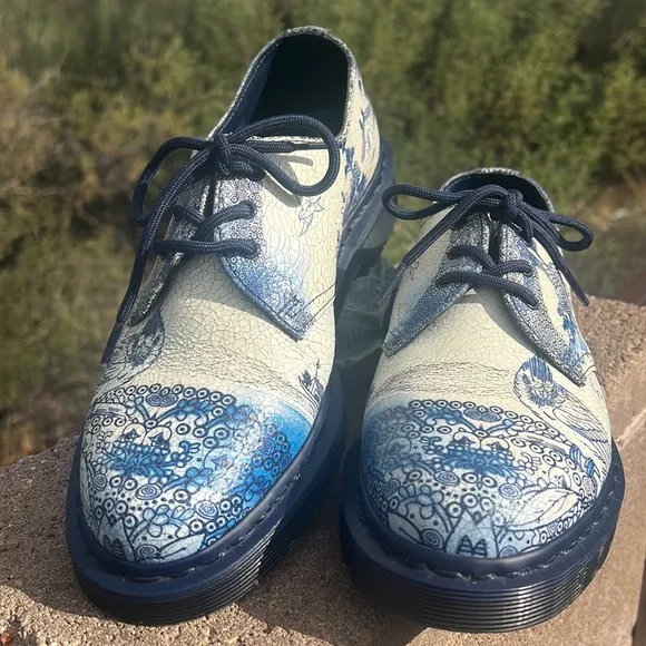 Dr. Martens Blue “Willow” Cristal Suede Crackle 1461 Two Tone Floral Oxfords
