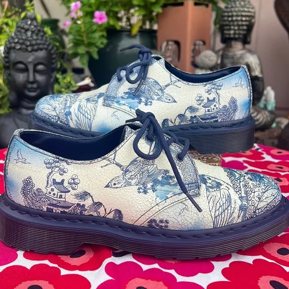 Dr. Martens Blue “Willow” Cristal Suede Crackle 1461 Two Tone Floral Oxfords