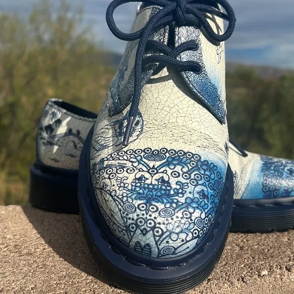 Dr. Martens Blue “Willow” Cristal Suede Crackle 1461 Two Tone Floral Oxfords