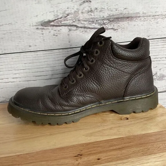 Dr Martens HARRISFIELD Men’s 11  Brown Chukka Pebbled Leather LaceUp Ankle Boots