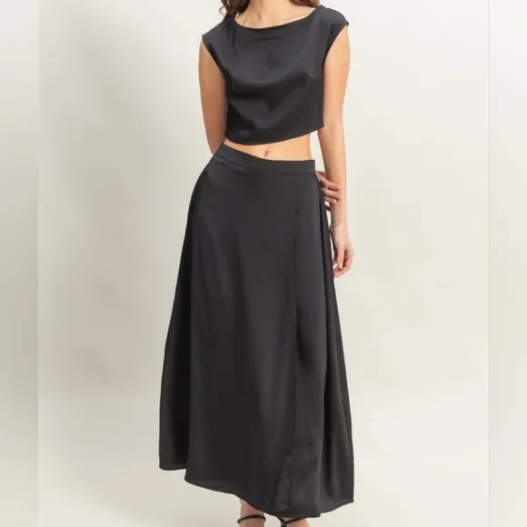 Dream In Onyx Maxi Set