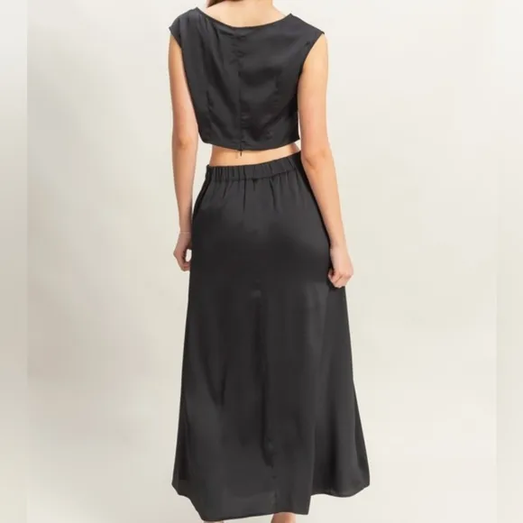 Dream In Onyx Maxi Set