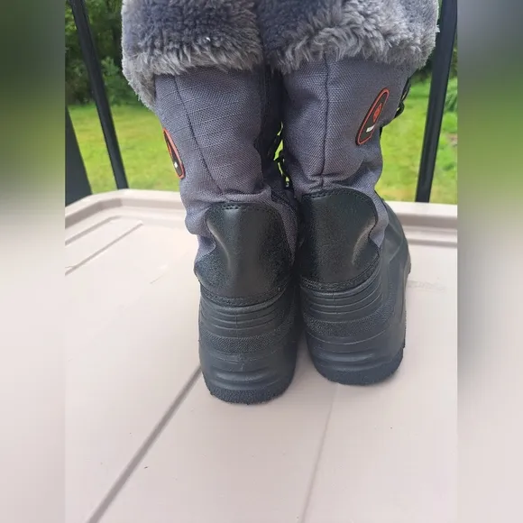DREAM PAIRS Kids Boys Girls Winter Snow Boots Waterproof Insulated Outdoor Snow