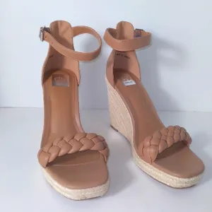 DV By Dolce Vita  Harriat Women's Tan Wedge Sandals Size- 10