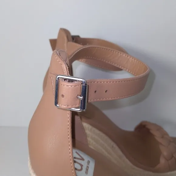 DV By Dolce Vita  Harriat Women's Tan Wedge Sandals Size- 10