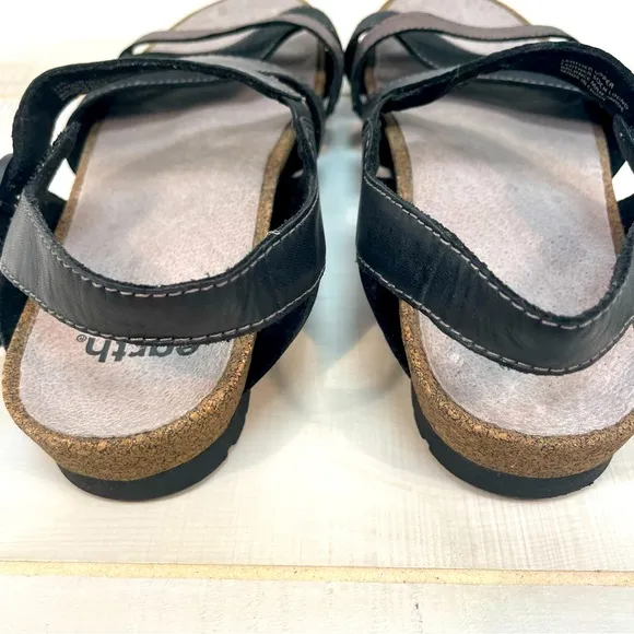 Earth NEW Linden Laguna Black &amp; Silver Leather Sandals Sz 7.5W
