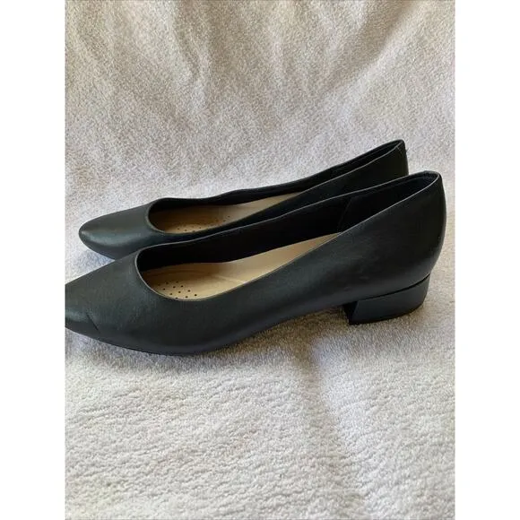 Easy Spirit Caldise Navy Pumps Womens Size 8 Flats New