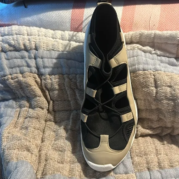 Ecco Biom C-Trail Leather Sneakers