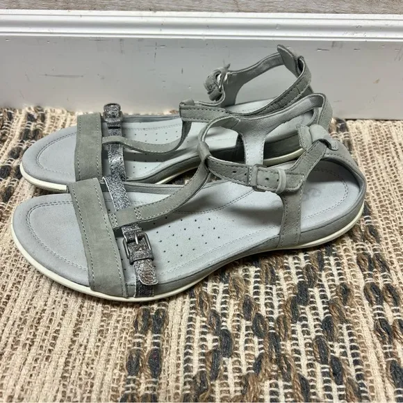 ECCO Flash Sandals Flat Women's EUR 39 US 8 Gray Leather Adjustable T Strap