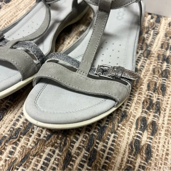 ECCO Flash Sandals Flat Women's EUR 39 US 8 Gray Leather Adjustable T Strap