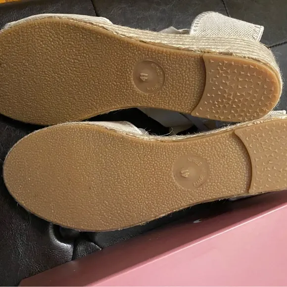 Elegant Beige Wedge Espadrilles
