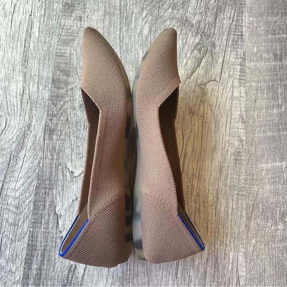 Elegant Brown Women's Flats