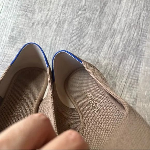 Elegant Brown Women's Flats