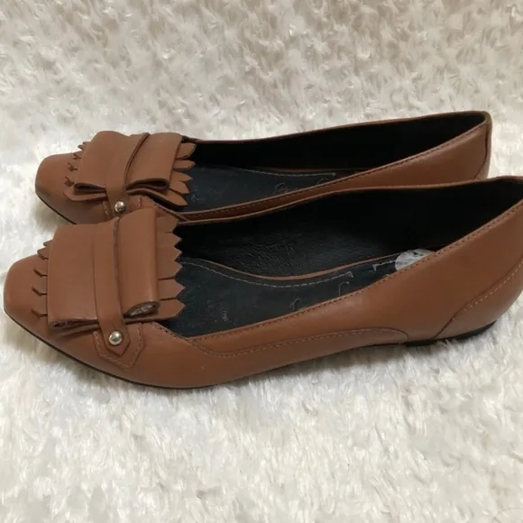Elizabeth   James Gavin Brown Leather Fancy Loafer Flats