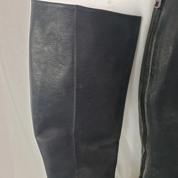 Enzo Angiolini black leather knee high boots back zip 4&quot; heel Size 8