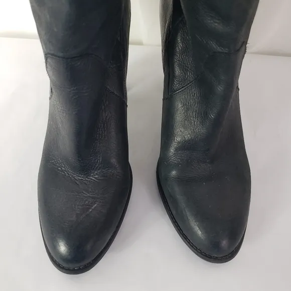 Enzo Angiolini black leather knee high boots back zip 4&quot; heel Size 8