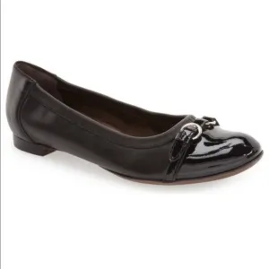 EUC - AGL Cap Toe Ballet Black Leather Flats Size 38.5(8)