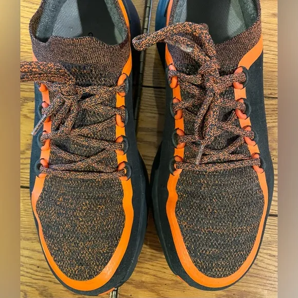 EUC Allbirds Runner SWT,size 11/44,black/buoyant orange,rugged sole