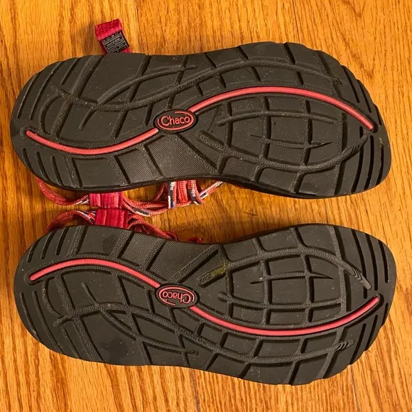 EUC Chaco ZX/3 Sandals, Pinks
