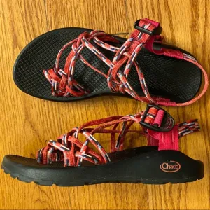 EUC Chaco ZX/3 Sandals, Pinks