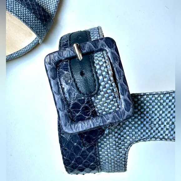 EUC JIMMY CHOO Mansy Snakeskin Raffia Ankle Wrap Wedge Sandal in Navy - 37, US 7