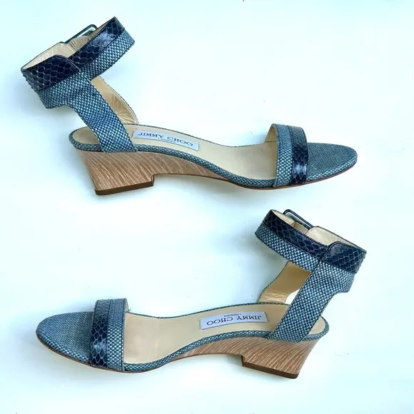 EUC JIMMY CHOO Mansy Snakeskin Raffia Ankle Wrap Wedge Sandal in Navy - 37, US 7