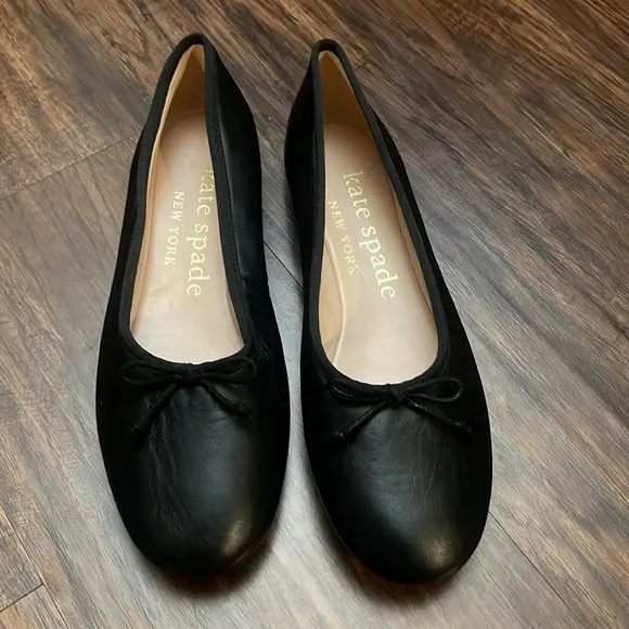 EUC KATE SPADE NEW YORK Honey Ballet Flats Bows Black Leather 9