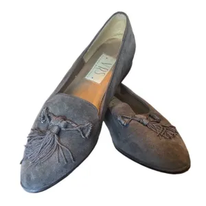 EUC Vittorio Leather Flats with Tassels size 8.5 in Gray