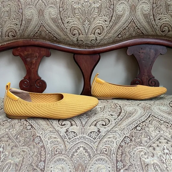 Everlane The Day Glove in ReKnit Flats Slip On Shoes in Mustard Yellow Size 9.5