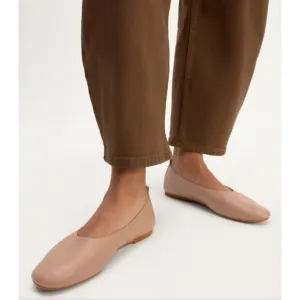 Everlane The Italian Leather Day Glove Flats in Tan-Brown sz 8 Women's