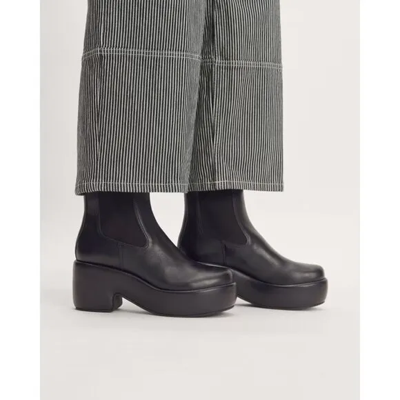 Everlane The Puffa Boots in Black Leather 8.5 New Womens Mid Booties