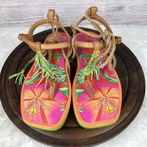 FARM RIO Tan Banana Beaded Pietra Sandals Tropical Size 8