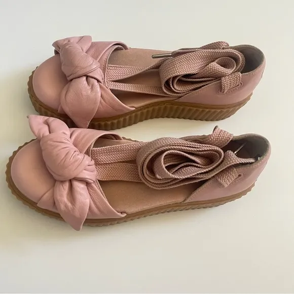 Fenty Puma The Bow Creeper Pink Leather Sandals Platform Ankle Wrap Lace Up 7.5