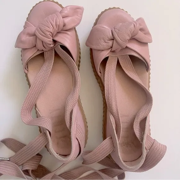 Fenty Puma The Bow Creeper Pink Leather Sandals Platform Ankle Wrap Lace Up 7.5