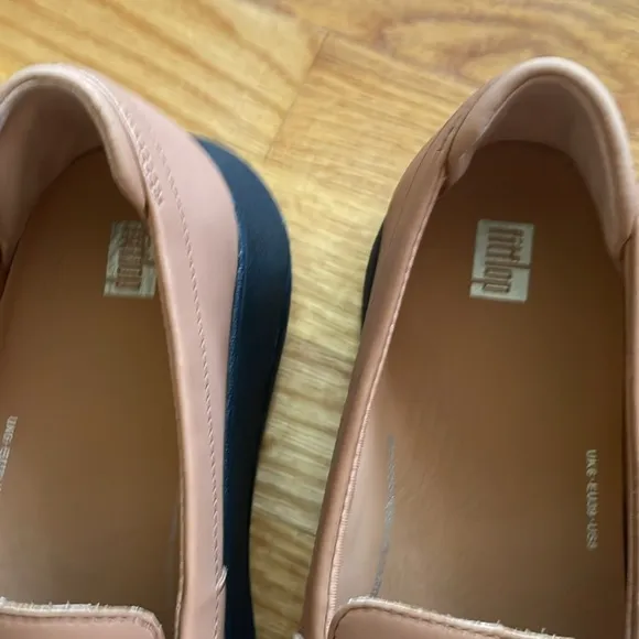 Fit Flop Women's F-Mode Padded-Detail Leather Flatform Loafers size 8 NWOB