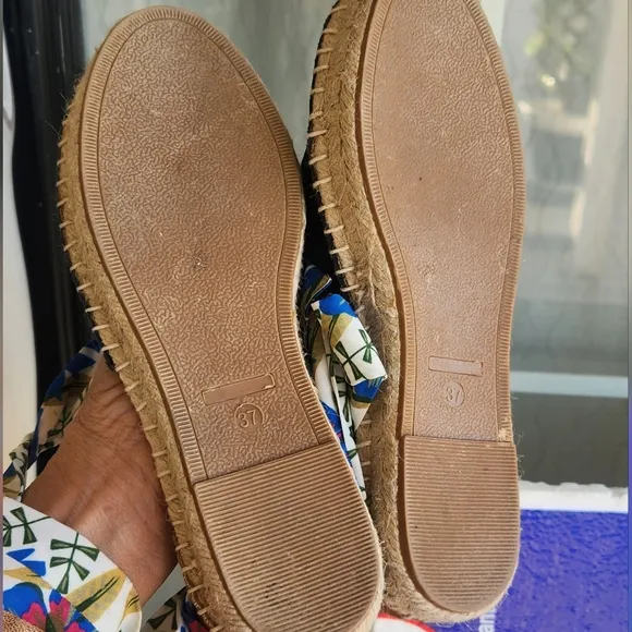 Floral Ribbon Espadrilles - Black and Brown