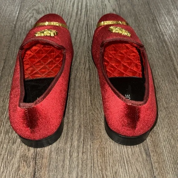 Foevtrue Velvet Gold Buckle Fashion Handmade Loafers Wine