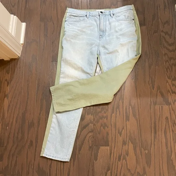 FRAME DENIM LE BEAU JEANS SIZE 29