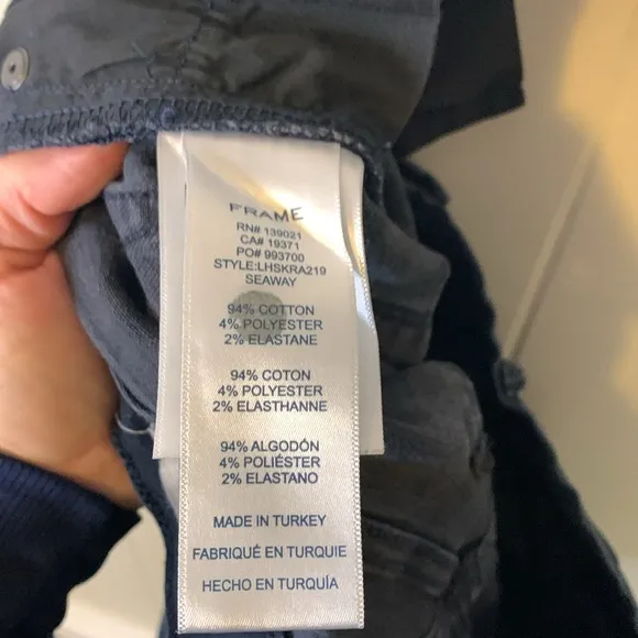 Frame Denim Le High Skinny Jeans Raw Edge in Seaway Size 31