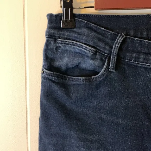 Frame Denim Le High Skinny Jeans Raw Edge in Seaway Size 31