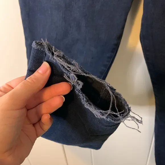 Frame Denim Le High Skinny Jeans Raw Edge in Seaway Size 31