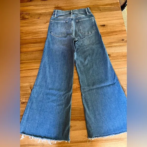 FRAME Le Palazzo Raw Hem Crop Jeans - Color Jonah - Size 27