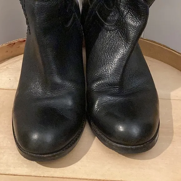 Franco Sarto black leather knee high boots sz 9M